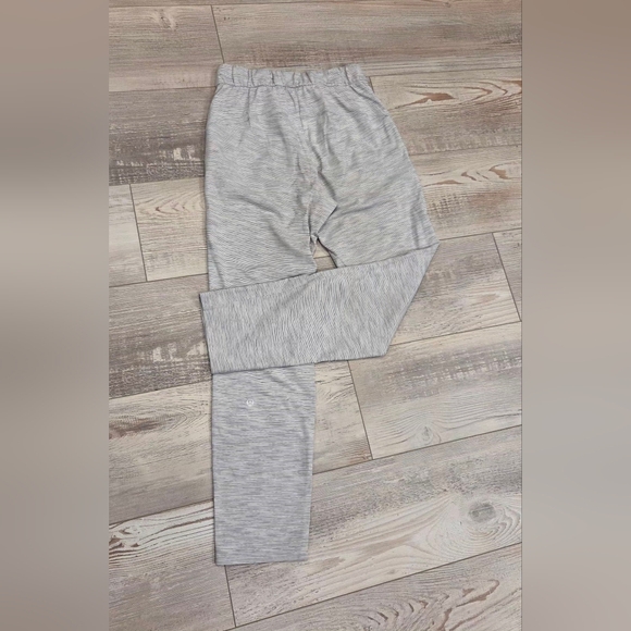 Lululemon Athletica "We Are From Space"- In Ice Gray - Picture 8 of 10